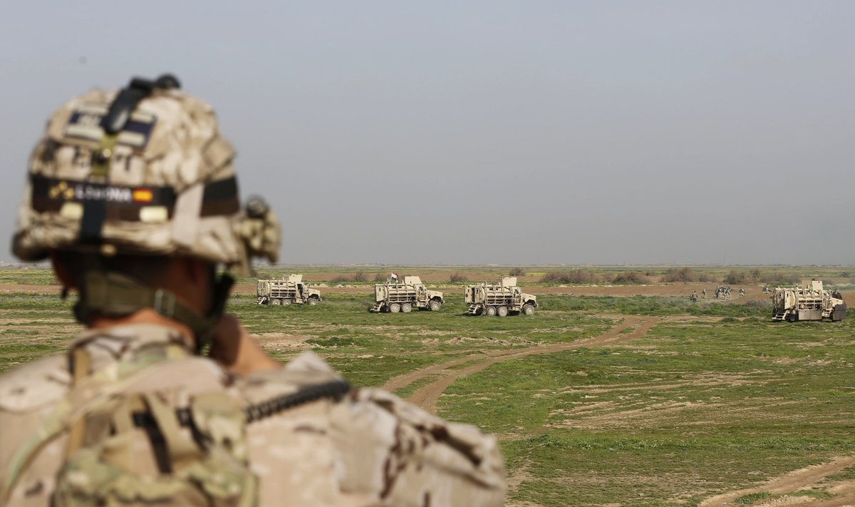 Liitlasväed jaanuaris Iraagi sõdureid treenimas