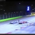VIDEOTÕESTUS: Webber ja Alonso tekitasid Singapuris tõesti ohtliku olukorra!