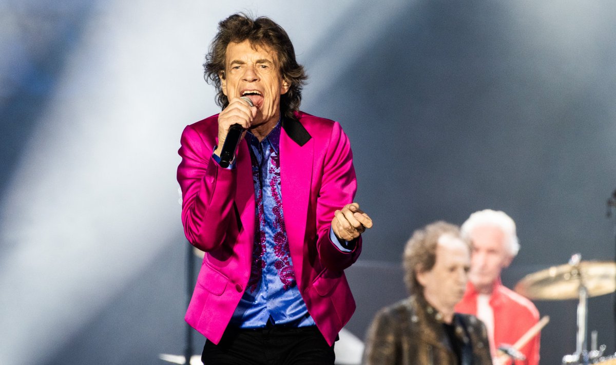 Mick Jagger esinemas koos The Rolling Stonesiga