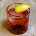 VISKIKOKTEIL: Uue algajamale viskisõbrale mõeldud Johnnie Walker'i viskiga klassikaline kokteil Manhattan