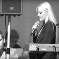 VIDEO | Kaadrid minevikust! Vaata, kuidas vaid 18-aastane Sünne Valtri Keilas oma lauljatee esimesi samme astub