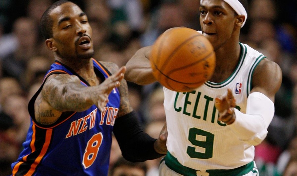 JR Smith (Knicks) ja Rajon Rondo  (Celtics)