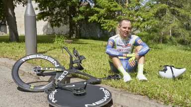 Taaramäe katkestas Vuelta, Evenepoel võttis emotsionaalse võidu