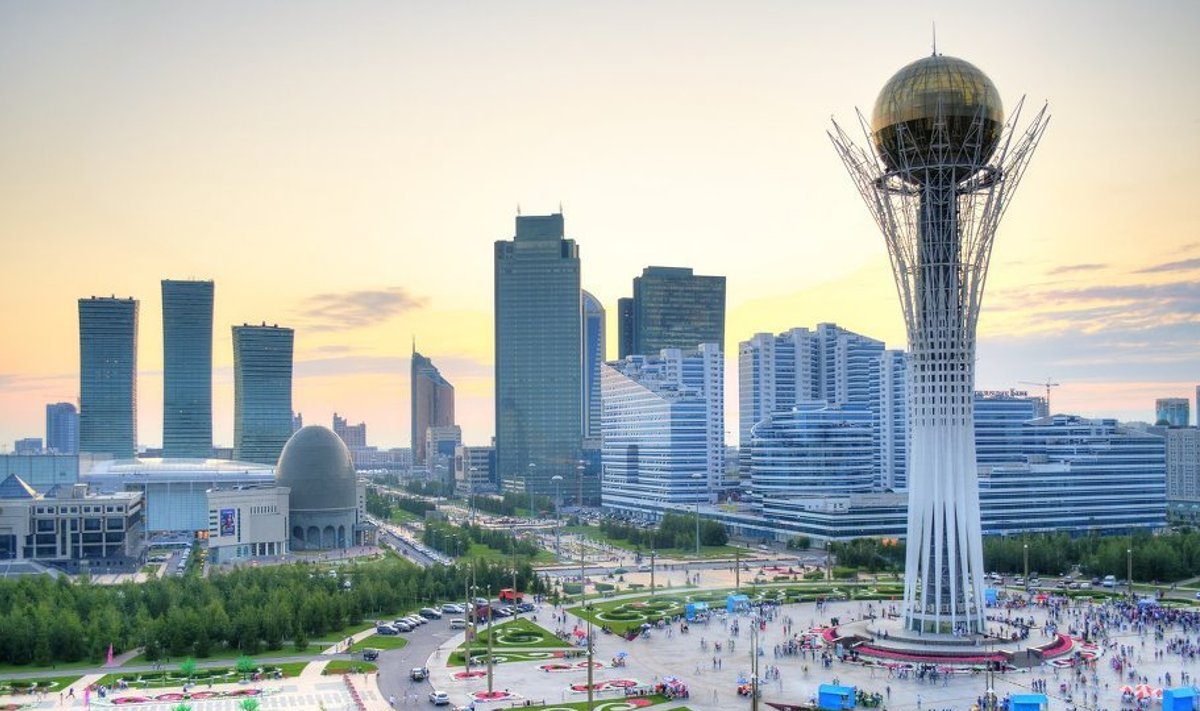 Kasahstani pealinnast Astanast õhkub jõukust. 