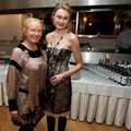 Anni Arro ja Epp Maria Kokamägi disainivad kleite