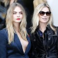 KUUMAD KAADRID: Cara Delevingne ja Kate Moss poseerisid üksteisele väga napis riietuses