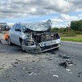 ВИДЕО и ФОТО | Авария в Харьюмаа, скорая помощь доставила водителя и пассажира в больницу