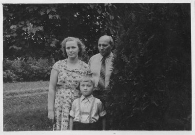 Vaike Allikvee, Aarne Allikvee ja Ralf Allikvee aasta 1959