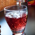 HINNAVÕRDLUS | Palju maksab Eestis ja Lätis morss, mida Mikser vabariigi aastapäeval juua soovitab?