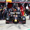 Hollandi leht: Red Bull teeb reedel avalikuks 2021. aasta teise sõitja, Albon jääb tiimi