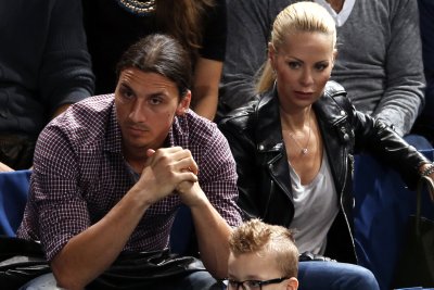 Ibrahimovic ja Helena Seger 2013. aastal Paris Masters turniiril tennist vaatamas.