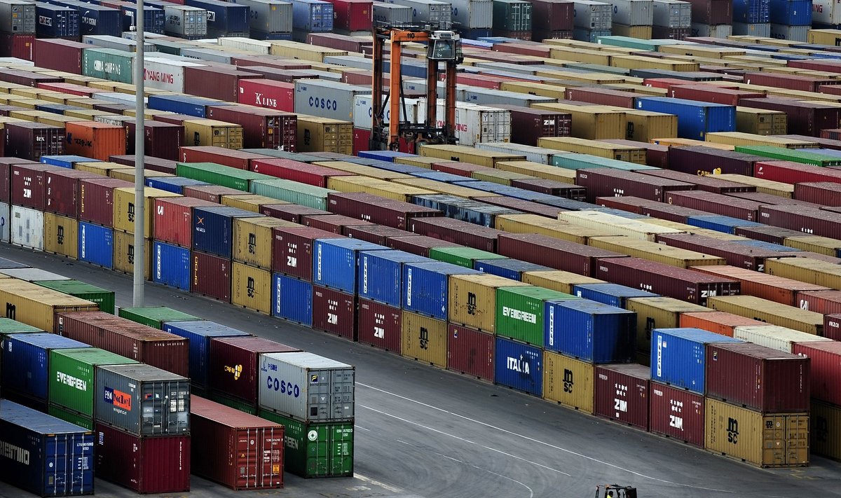 Pireuse sadam Kreekas. Euroametnikud kaebavad, et siitkaudu saabub Euroopasse Hiina salakaup.