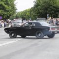 VIDEO: Steroididest punnis autode cruising American Beauty Car Showl