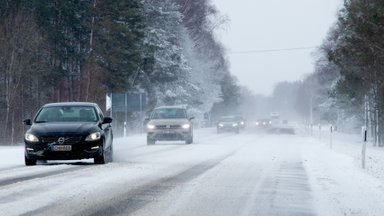 Transpordiamet hoiatab: täna õhtul algav tihe lumesadu ja tuisk muudavad teeolud väga keeruliseks