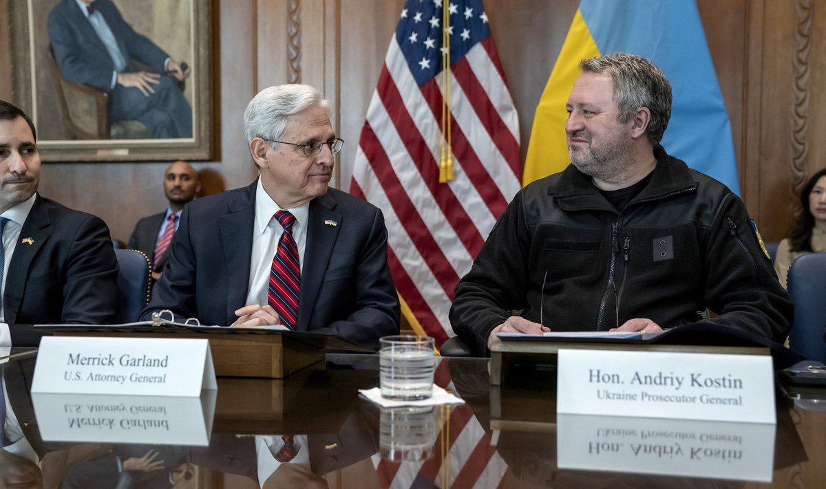 USA peaprokurör Merrick Garland koos oma Ukraina ametivenna Andri Kostiniga eile Washingtonis. 
