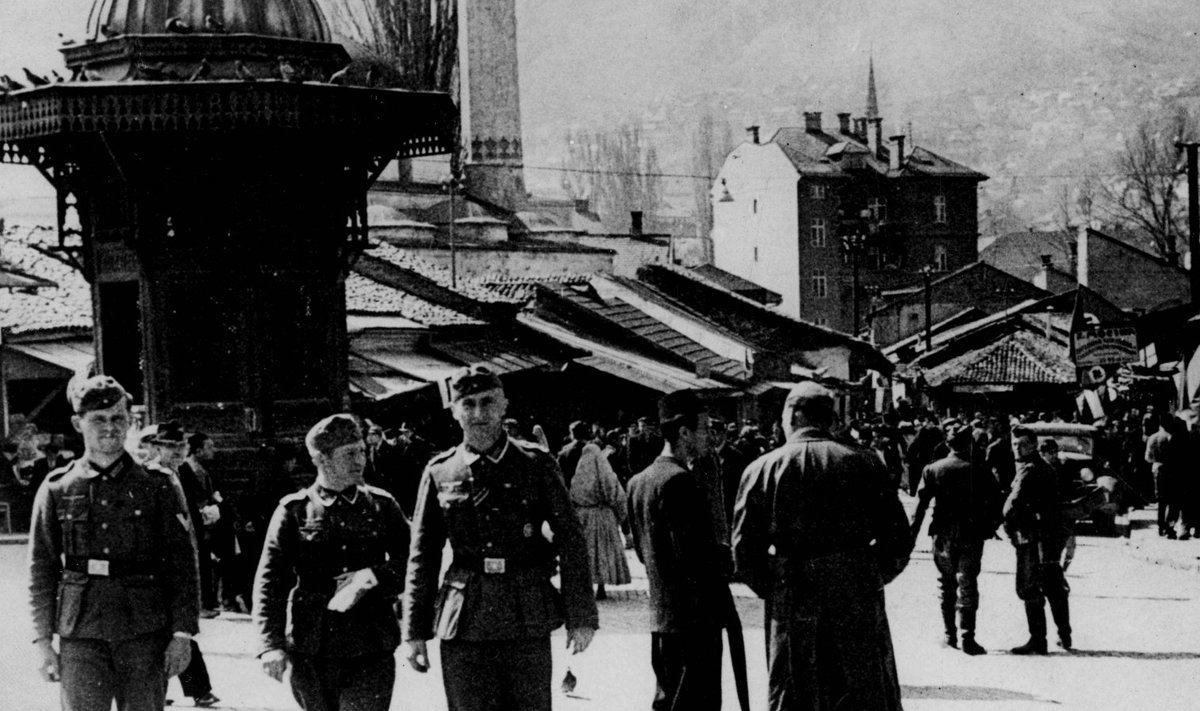 Немецкие войска в Сараево, 1941