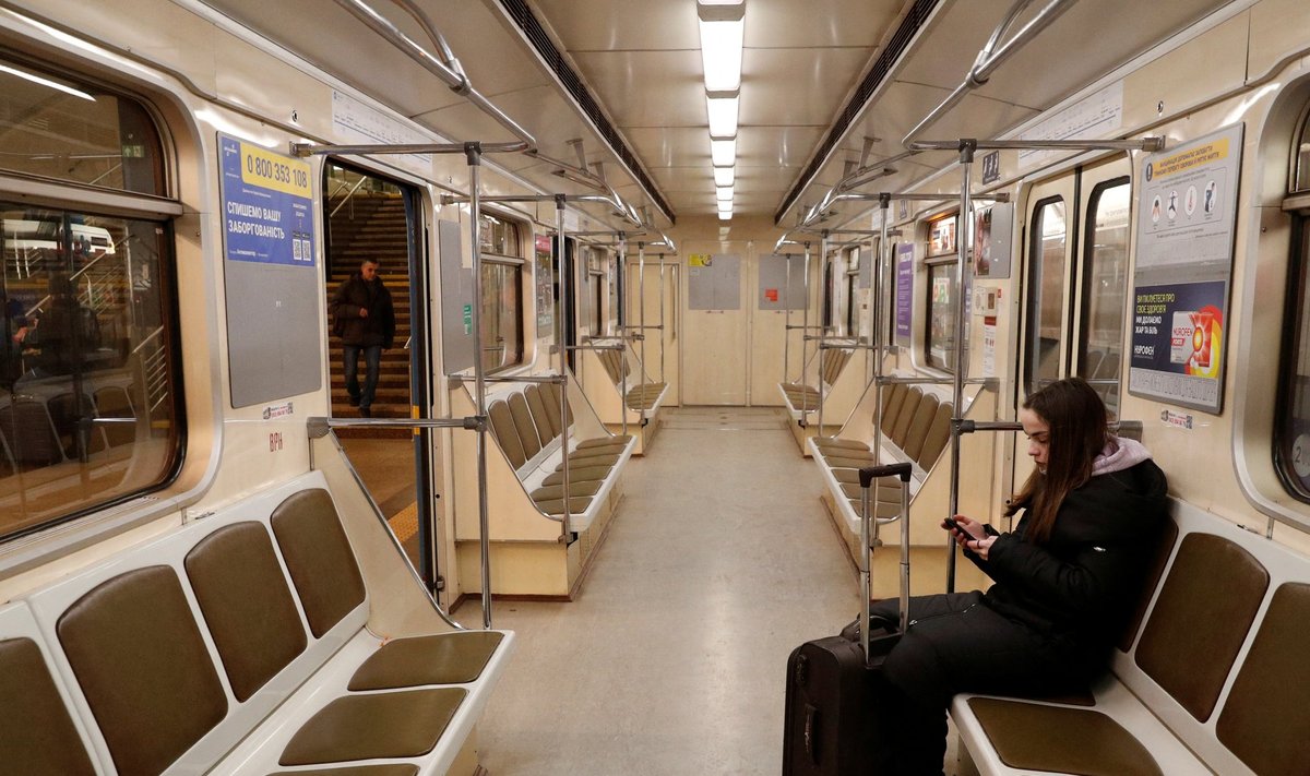 Kiievi metroo pärast Vladimir Putini teadet rünnaku alustamisest