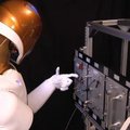 VIDEO: Vaata, kuidas töötab astronauti asendav Robonaut 2!