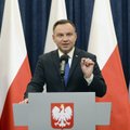 Poola president Duda allkirjastab holokaustiseaduse, kuid küsib põhiseaduskohtu arvamust