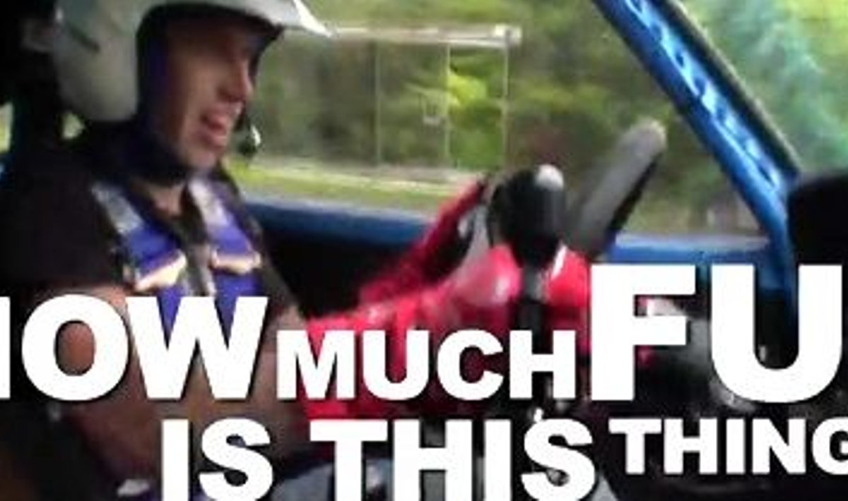 WRC piloot Atkinson klassikalisest Fordist joobumas