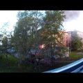 VIDEO: Tallinnas Kristiines lõõmas leekides ühiselamu, kannatada sai neli inimest