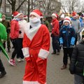 FOTOD: Narvas toimus heategevuslik jõulujooks, kus koguti raha lastekodulaste spordipeoks