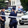 Rootsis avas mootorrattur kiriku ees tule ja pages, haavates nelja inimest, neist kolme raskelt