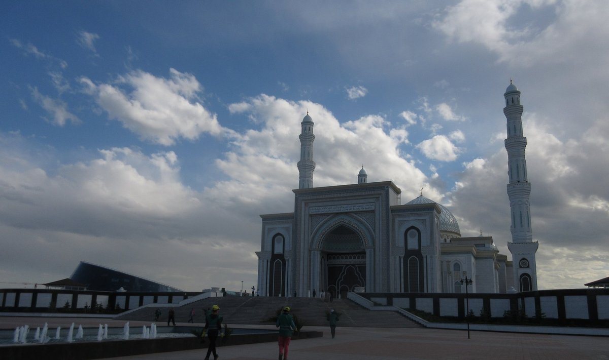 Kasahstani ja Kesk-Aasia suurim mošee Hazrat Sultan
