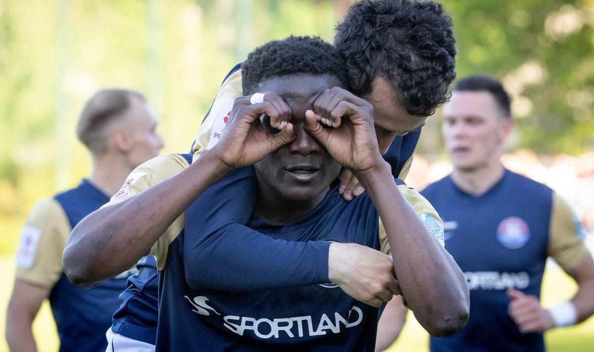 Jalgpall, Nõmme United vs Narva Trans