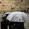 Jeruusalemmas soovitati inimestel lumesaju tõttu koju jääda