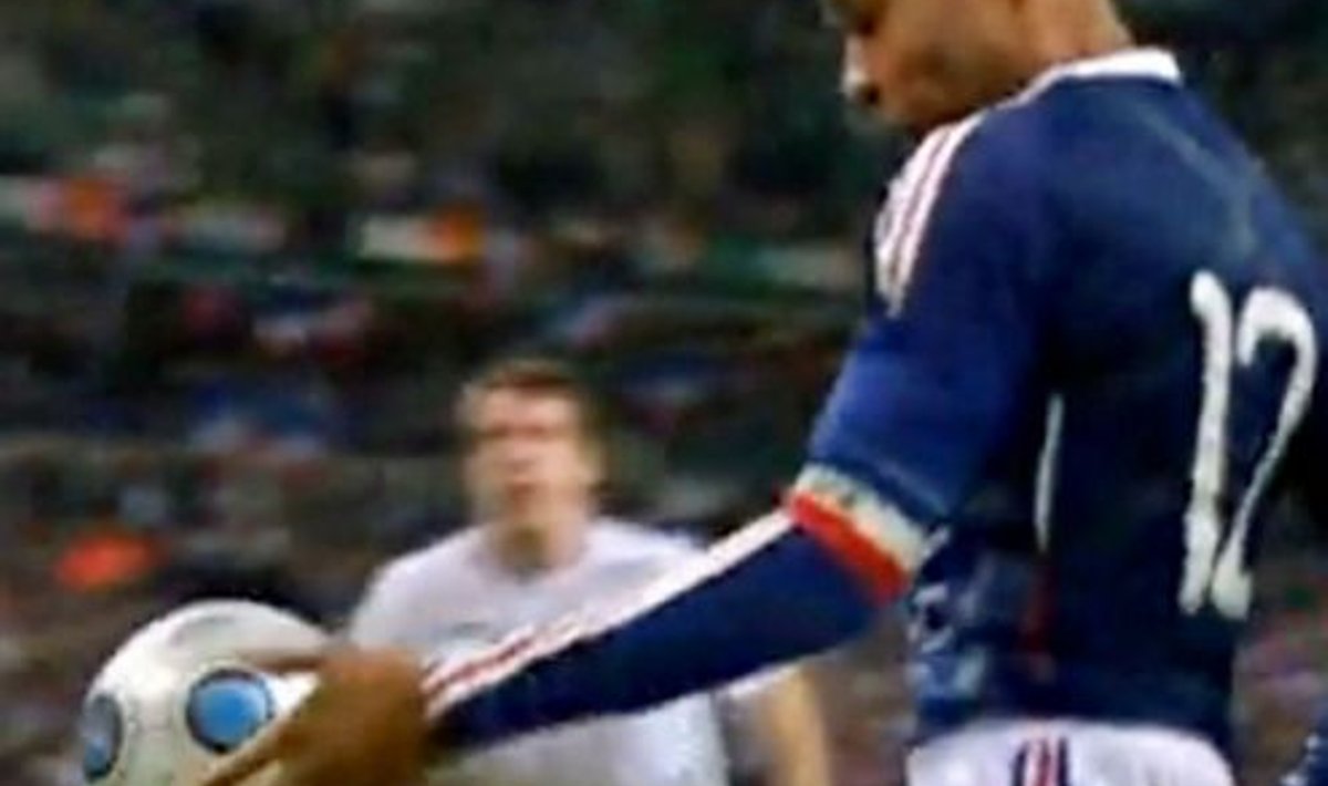 Thierry Henry käega mäng
