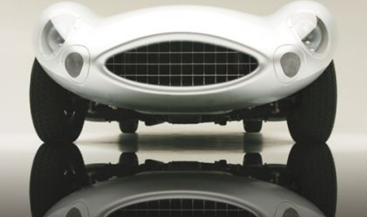 Aston Martin DBR2 ulmeline reinkarnatsioon