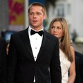 Brad Pitt on aktiivses suhtluses eksnaise Jennifer Anistoniga