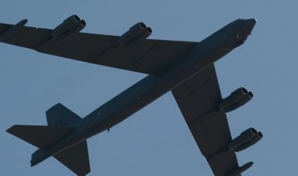 B-52 hetk tagasi Tallinna kohal