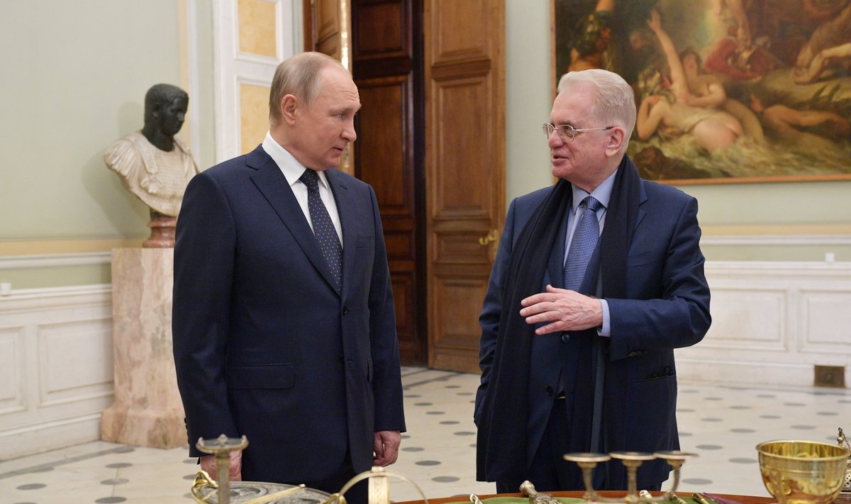 Vanad sõbrad. Vladimir Putini toetus on lasknud Mihhail Piotrovskil muuseumi oma suva järgi valitseda.