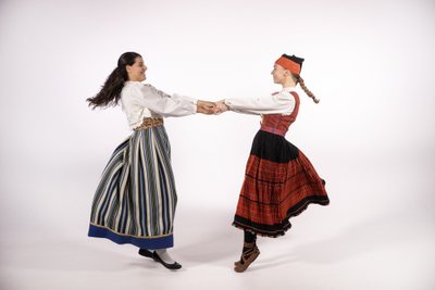Noorte laulu-ja tantsupeo Delfi saatejuhid