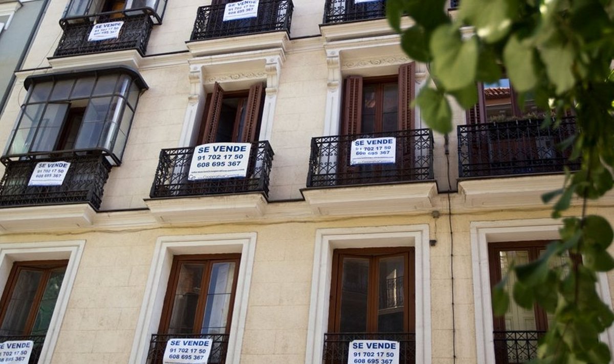 Meil siin ruumi jätkub. Müügikuulutustega kaetud kortermaja Hispaania pealinnas Madridis ootab ostjaid. Vähemalt 160 000-eurose kinnisvarasoetusega kaasneb Euroopa Liidu elamisluba.