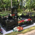 ФОТО: На могиле Николая Таранкова установили памятник стоимостью 60 000 евро