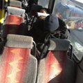 ФОТО: У бездомных вошло в привычку спать в автобусах