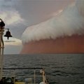 FOTOD ja VIDEO: Austraalia rannikul ehmatas meremehi maailmalõppu meenutav liivatorm