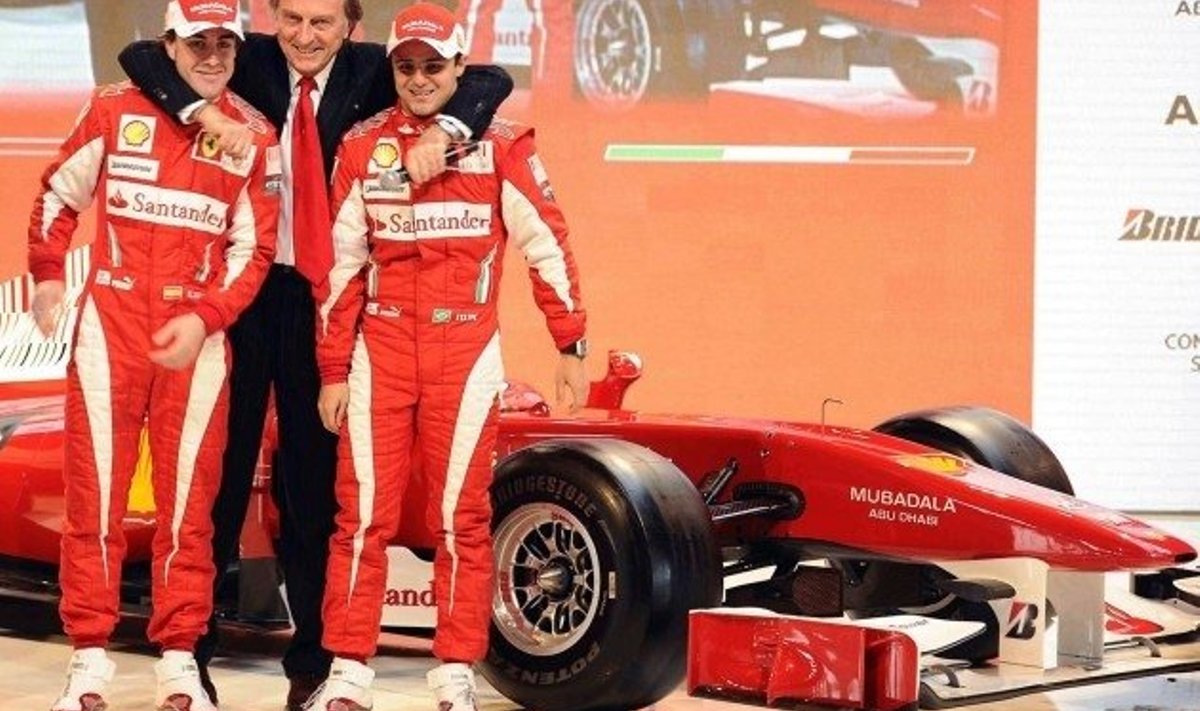 Ferrari vormel-1 tiim alates vasakult: Fernando Alonso, Luca di Montezemolo ja Felipe Massa.