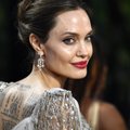 „Влюбилась в обоих“: Анджелина Джоли встречалась с несколькими мужчинами