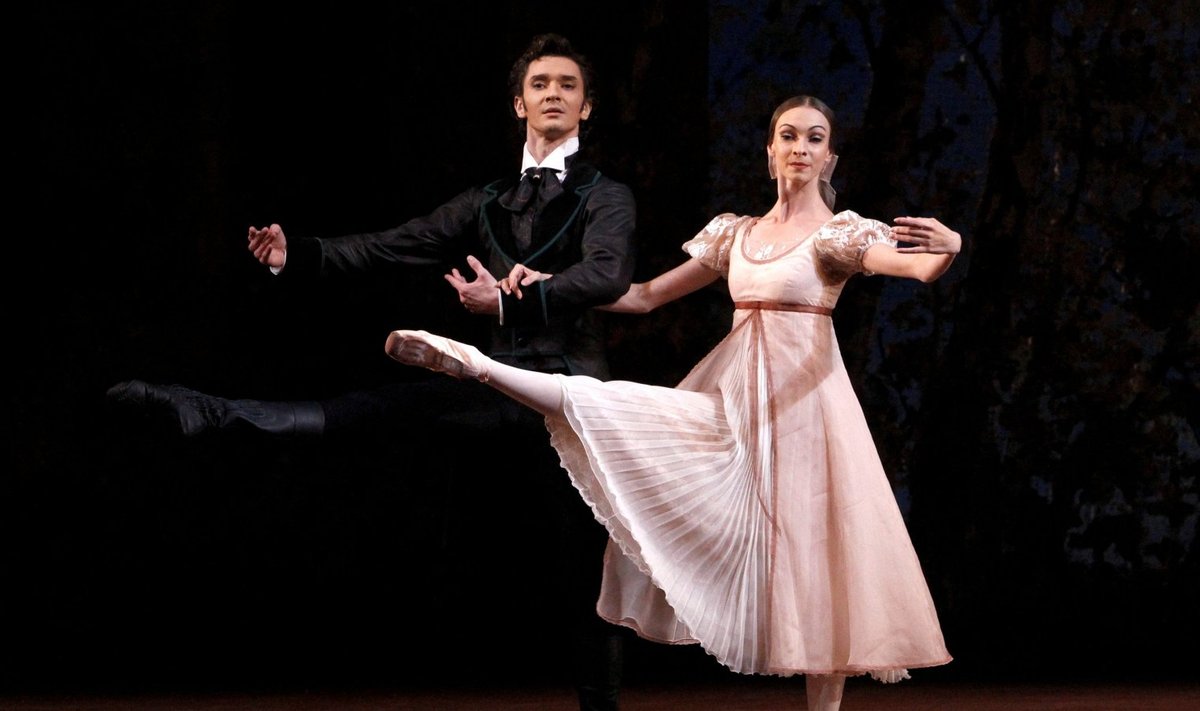 Tantsijad Olga Smirnova ja Vladislav Lantratov.