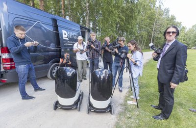 Omniva pakirobotite demo Vabaõhumuuseumis