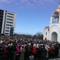 ФОТО и ВИДЕО DELFI: На церемонию открытия звонницы Ласнамяэского храма пришло около 10 тыс. человек