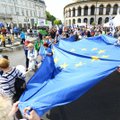Тысячи поляков вышли на демонстрацию против евроскептиков