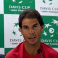 LIIGUTAV VIDEO: Rafael Nadal pani matši seisma, et kadunud last otsida