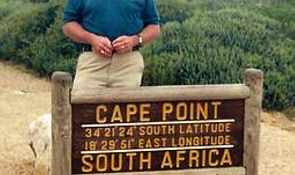 KONTINENDI TIPUS: Andrew Kadak Lõuna-Aafrikas, kuhu lähiaastatel kavatsetakse rajada uudne kuulkütusega reaktor. Kadak arendab samasugust tuumajaama USAs. ERAKOGU