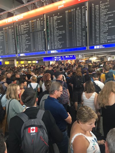 Frankfurdi lennujaamas evakueeriti inimesei