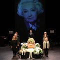 ФОТО и ВИДЕО | Прощание с легендой. Великая актриса Ита Эвер в последний раз покинула Драмтеатр